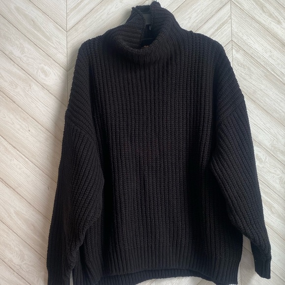 Free People Sweaters - New Free People Swim Too Deep black sweater S